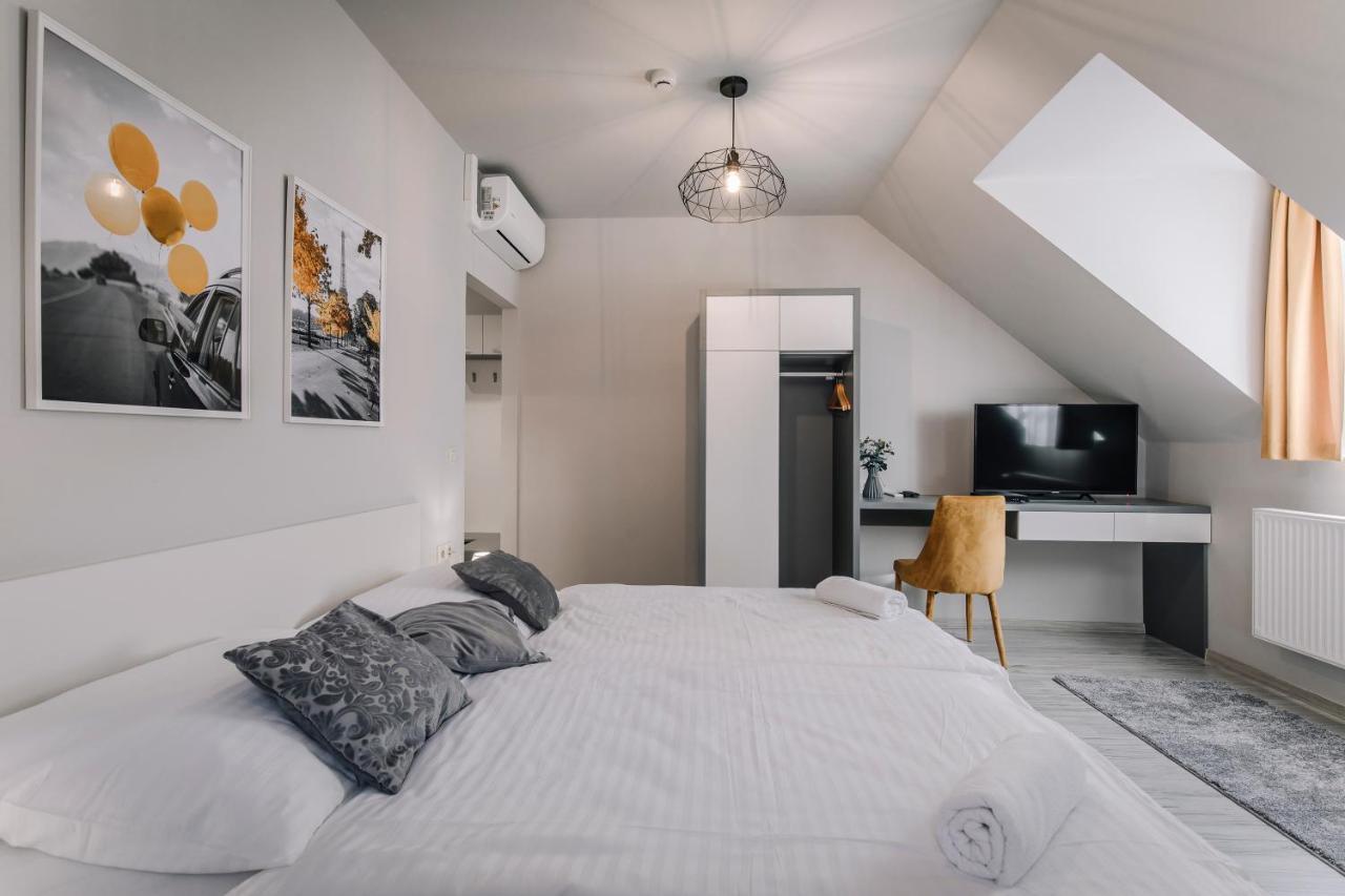 Soho Apartmanház Győr Esterno foto