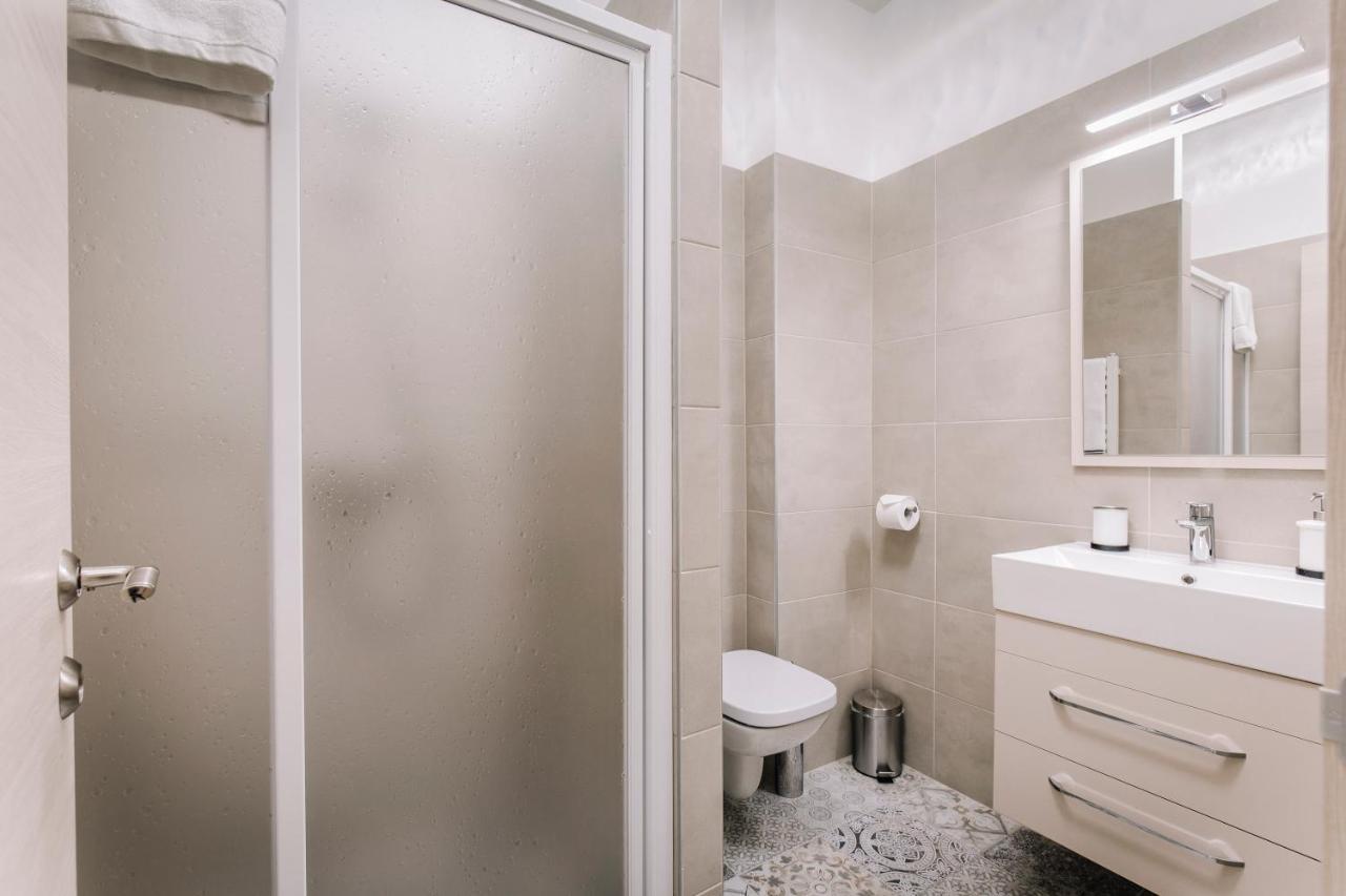 Soho Apartmanház Győr Esterno foto