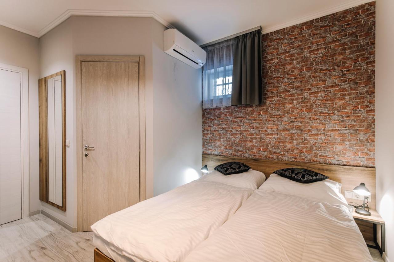 Soho Apartmanház Győr Esterno foto