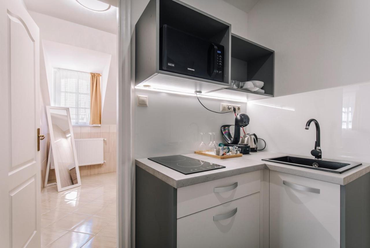 Soho Apartmanház Győr Esterno foto