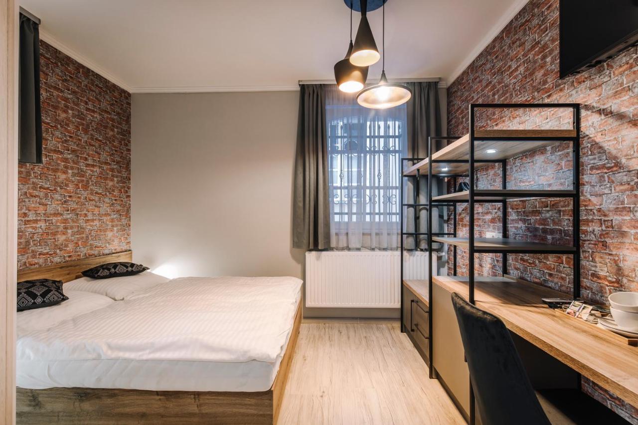 Soho Apartmanház Győr Esterno foto