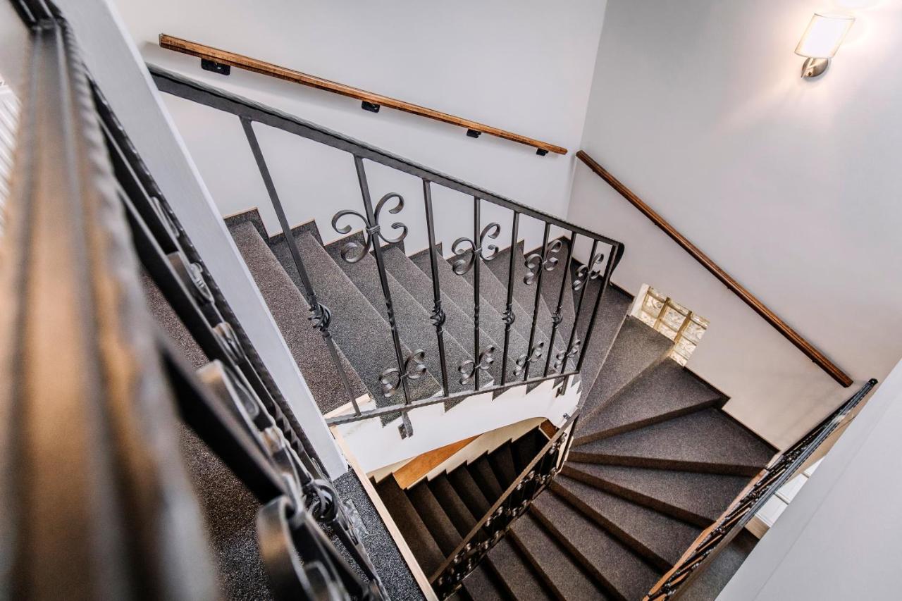 Soho Apartmanház Győr Esterno foto